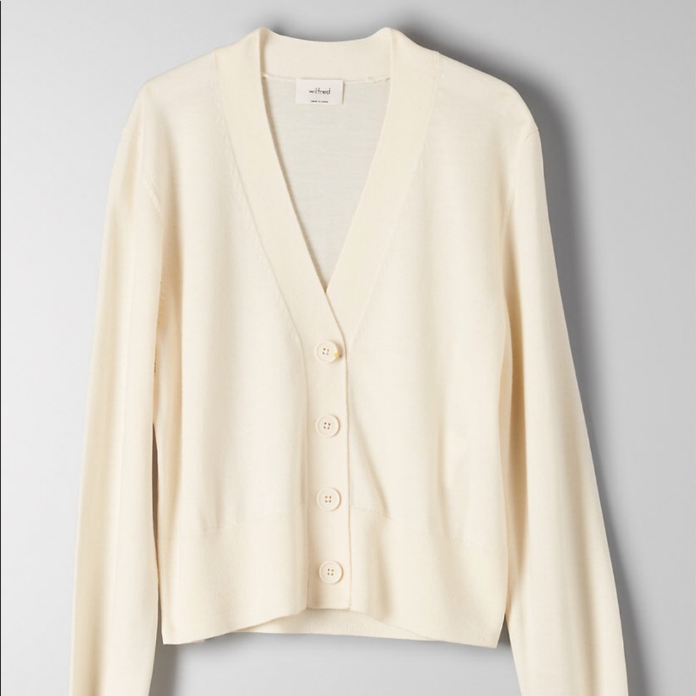 Aritzia cardigan cream - never worn nwot